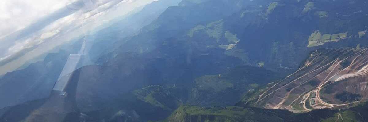 Flugwegposition um 12:44:05: Aufgenommen in der Nähe von Gemeinde Vordernberg, 8794, Österreich in 2654 Meter